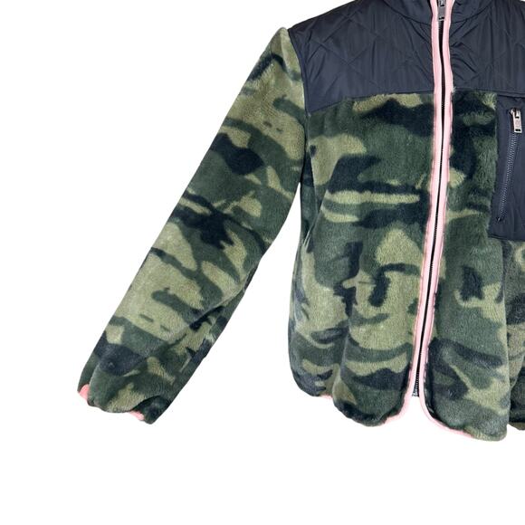 Rails Wesley Green Black Camo Soft Faux Fur Zipper Jacket Pockets Revolve - Picture 9 of 16